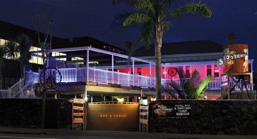 Shooters Saloon Hotel & Cabins Auckland Exterior foto